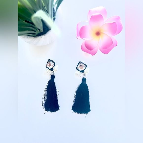 Custom Made Earrings - Clip on - Picture 1 of 3